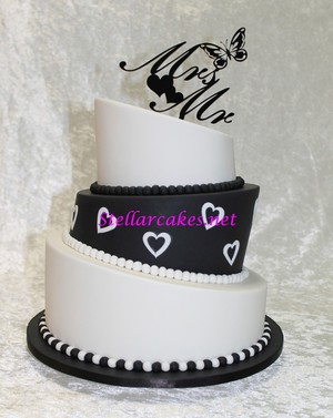 stellar cakes Pic 2 - Topsy Turvy suitable for Wedding Engagement or Birthday