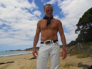 rocco stallone-male escort Pic 4