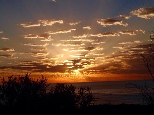 Cruising Yacht Club Of WA Pic 5 - Sunset before the supermoon at pt Perron WA