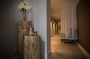 Eden Spa Pic 4 - The beautiful hallway at the spa