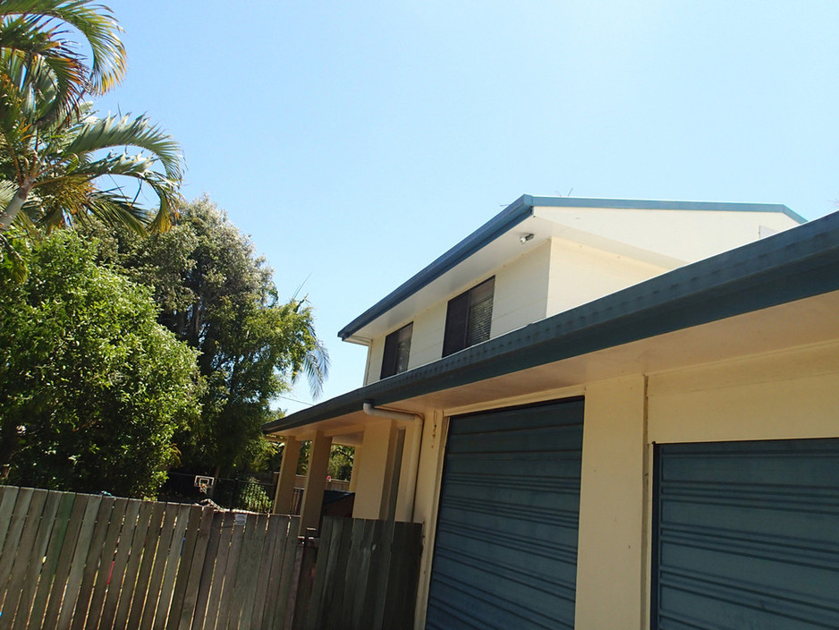 WK Maintenance Services Pic 1 - Gutter replacement and external painting