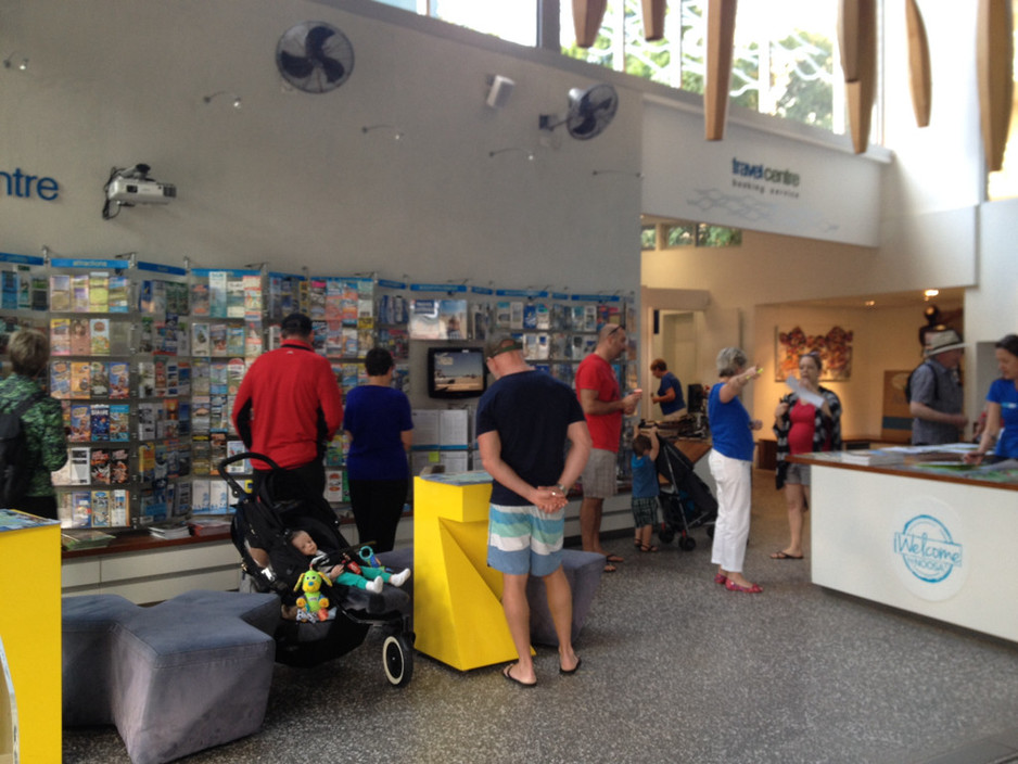 Tourism Noosa Ltd Pic 2 - Crowds at the tourist office