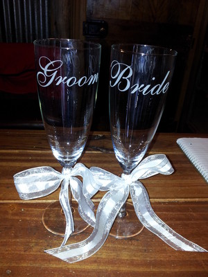 Anna's Candles Pic 2 - Bride Groom Celebration Glasses 2995 set