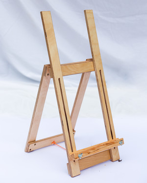 Carrero Art Pic 3 - HFrame Table Easel