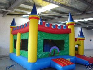 Sir Bouncalot Castle Hire Pic 4