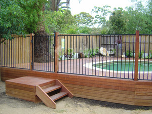 Diamond Decking Pic 4 - Hand railing