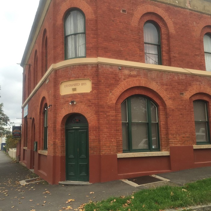 Selvis Curry House and Garden Restaurant Pic 1 - The beautiful and historic Globe Hotel housing Selvis curry House and Restaurant