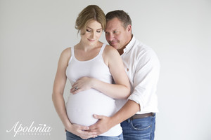 Apolonia Photographie Pic 5 - Maternity Portraits