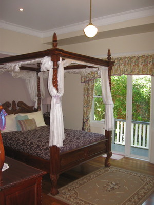 Elindale House Bed & Breakfast Pic 3 - Purple Room