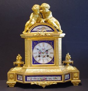 Barsby Auctions Pic 2 - French gilt clock with hand painted porcelain panels SOLD