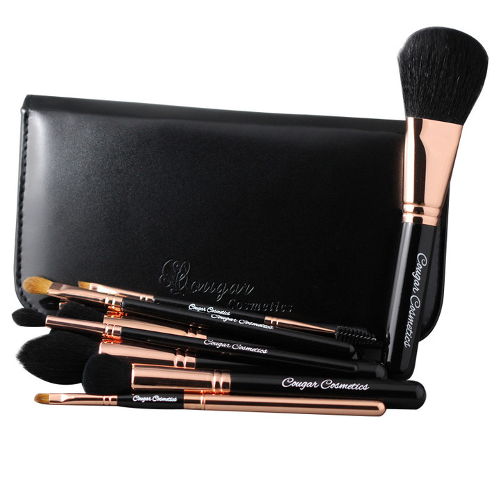 Cougar Cosmetics Pic 1 - Bella Rose 10 piece makeup brush set