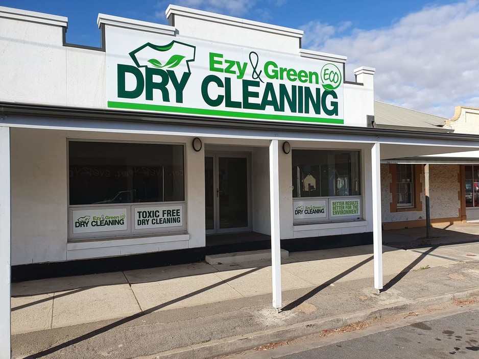 Ezy & Green Dry Cleaning Pic 1