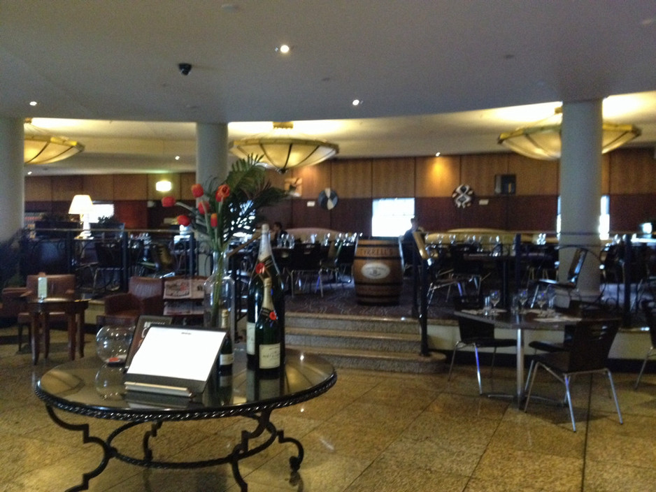 Stamford Hotels & Resorts Pic 1 - Lobby bar