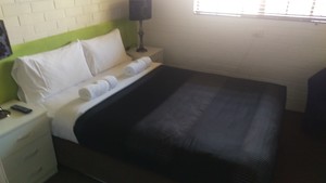 Ballina Travellers Lodge Pic 3 - Bed