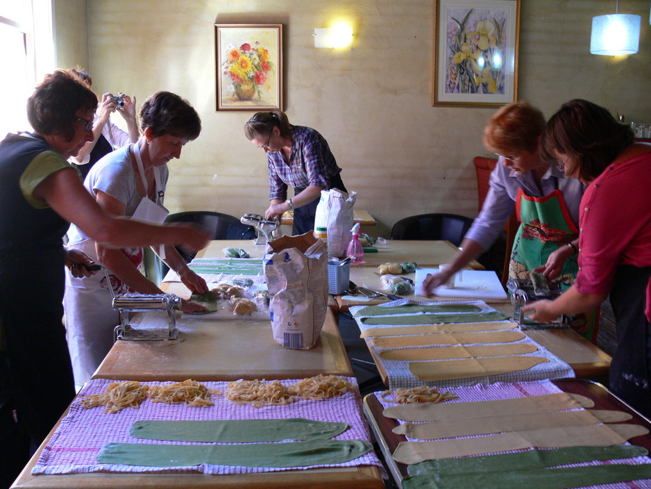 Ellicious Restaurant, Bar & Cooking School Pic 1 - Pasta making