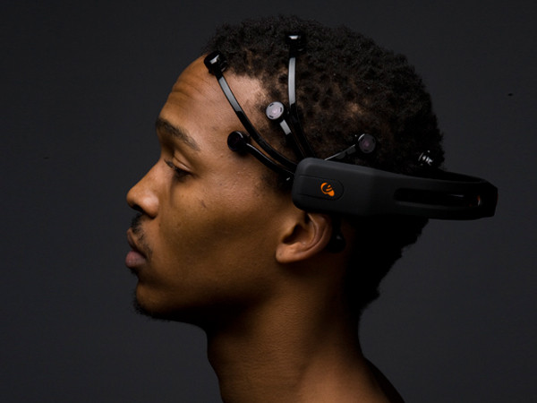 4 Design Pic 1 - Emotiv EPOC Mind Reading Headset