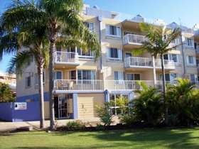 Mainsail Holiday Apartments Pic 1 - Mainsail Holiday Apartments