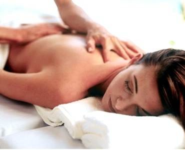 Full Body Massage for Ladies - Outcall Pic 1