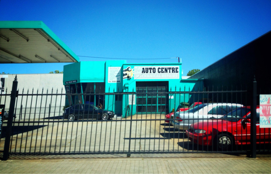 Vics Auto Centre Pic 1