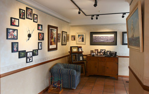 The Frame Shop Pic 2 - Airconditioned relaxing surroundings