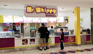 Mr Whippy Pic 3 - Ordering drinks at Mr Whippy Warriewood