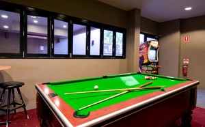 Blackbutt Inn Pic 4 - Pool room