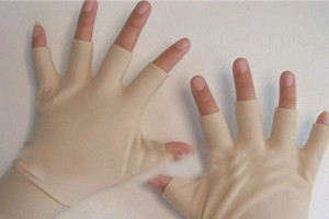 House of Relief Pic 3 - Arthritis Therapy Gloves provide relief