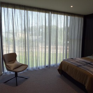 Peninsula Curtains & Blinds Pic 3