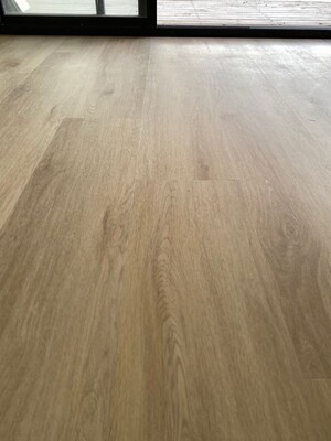 Kingswell Flooring Pic 4 - Hybrid Flooring 85mm Thick Oak