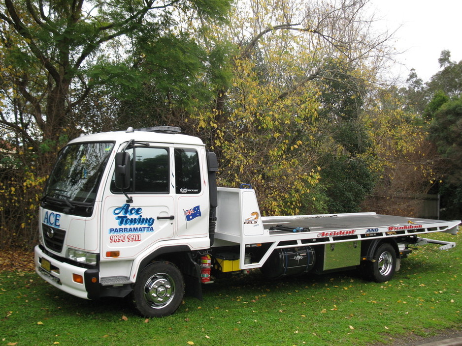 Parramatta Towing Pic 1 - Add a caption