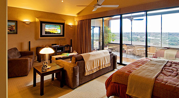 Riverview Rise Retreats Pic 1 - Luxury 5 star lounge room