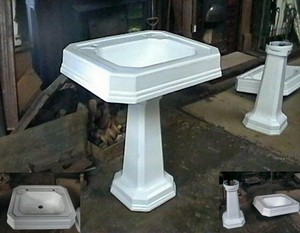 Rebirth-A-Bath Pic 3 - pedestal 2