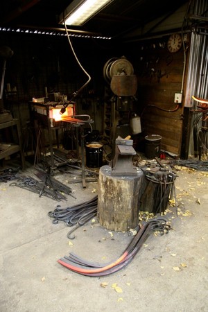 Fleckhammer's Ironware Pic 2 - The forge ready for action