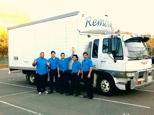 Easy Removals Pic 1