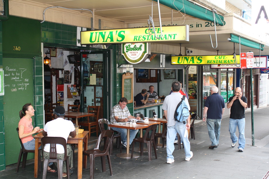 Una's Cafe Restaurant Pic 1