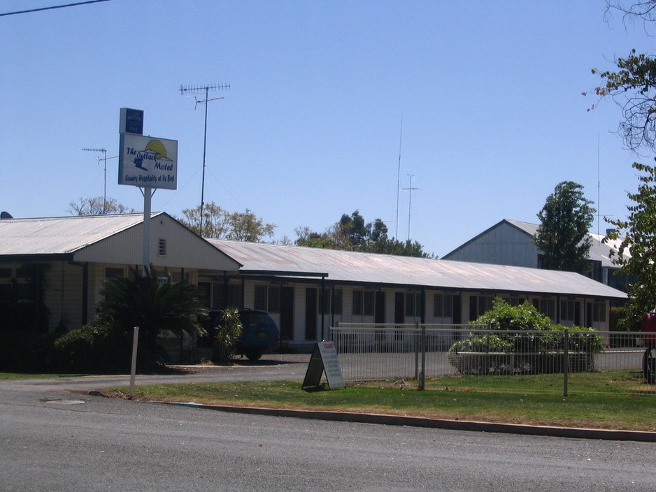 Outback Motel The Pic 1