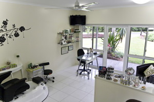 Jane Cutuli Beauty-Nails-Waxing-Makeup Pic 4 - Enjoy a Deluxe Spa Pedicure while you sip your coffee and overlook the rainforest