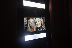 Flashers Photo Booth Hire Pic 5 - Video Messaging