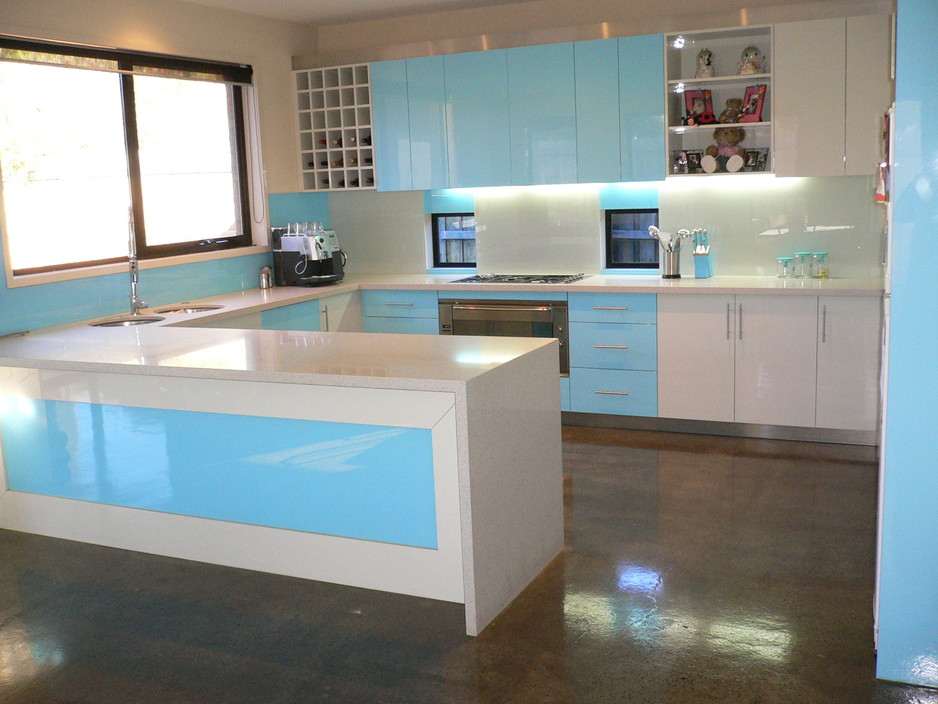 Liquid Glass and Glazing Pic 1 - Splashbacks