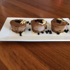 Raw Food Indulgence Pic 4 - Caramel Mini Cheesecakes