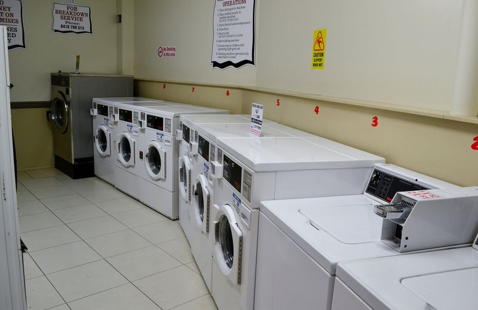 Murrumba Downs Laundromat Pic 1 - Small through to large wash