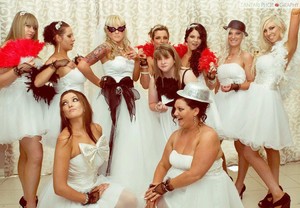 Miss Ruby Love - Marriage Celebrant Pic 3