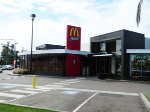 Clarke Plastering Pty Ltd Pic 5 - MacDonalds Port Macquarie interior exterior