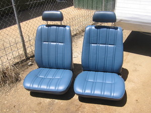 Universal Upholstery Pic 2 - Blue Vinyl Hilux Bucket Seats