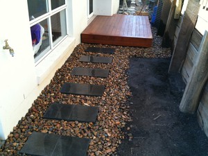 The Fix-it Guy Pic 2 - Deck and Pavers DAISY HILL