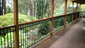 Gates R Us Pic 5 - steel ballustrade with merbue handrail