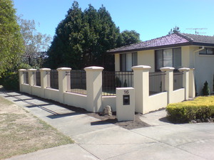 Gates R Us Pic 3 - steel picket and pool fencingall styles