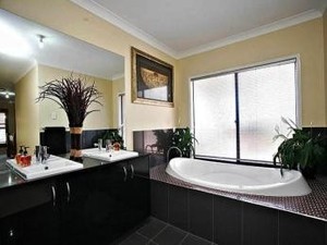 Bathroom Design By Rogan Pic 2