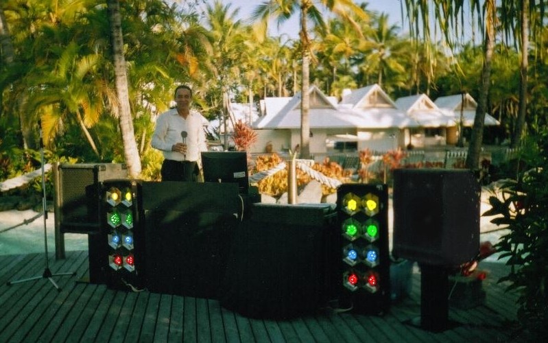 DJ Mike V Pic 2 - port douglas pool deck reception