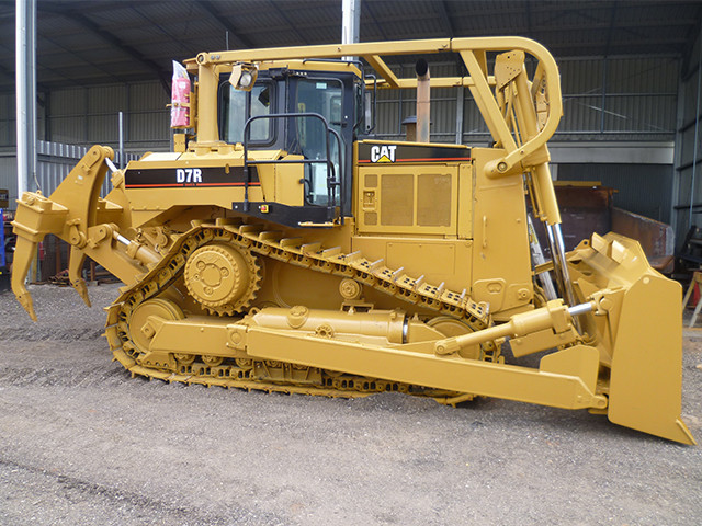 Titan Plant Hire Pic 1 - Dozer and Wheel Dozer Hire